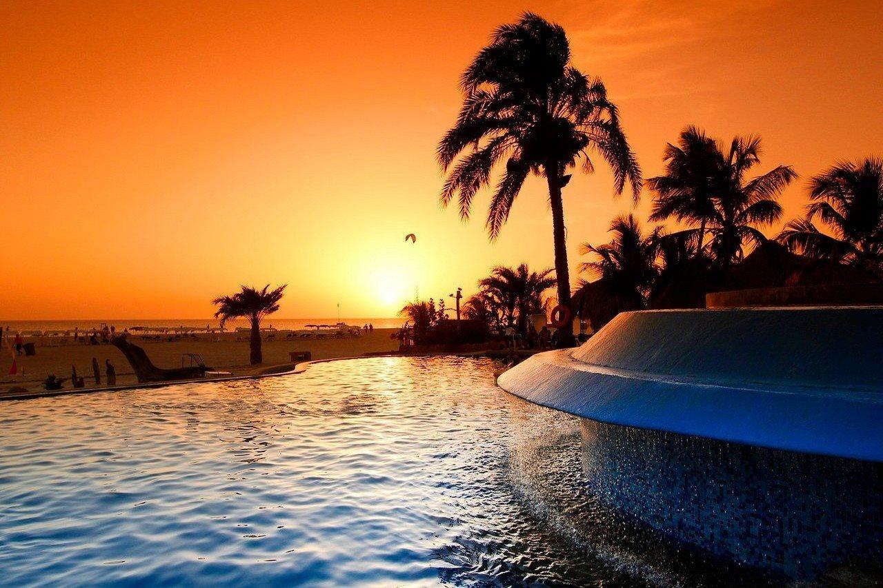 Sunsol Punta Blanca Hotel San Pedro Екстериор снимка
