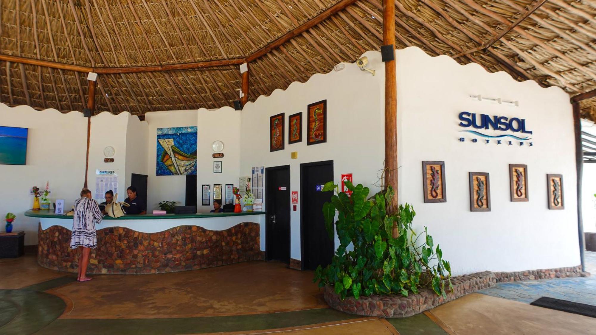 Sunsol Punta Blanca Hotel San Pedro Екстериор снимка