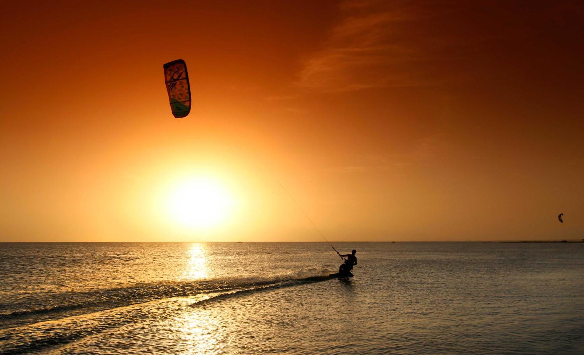 Sunsol Punta Blanca Hotel San Pedro Екстериор снимка