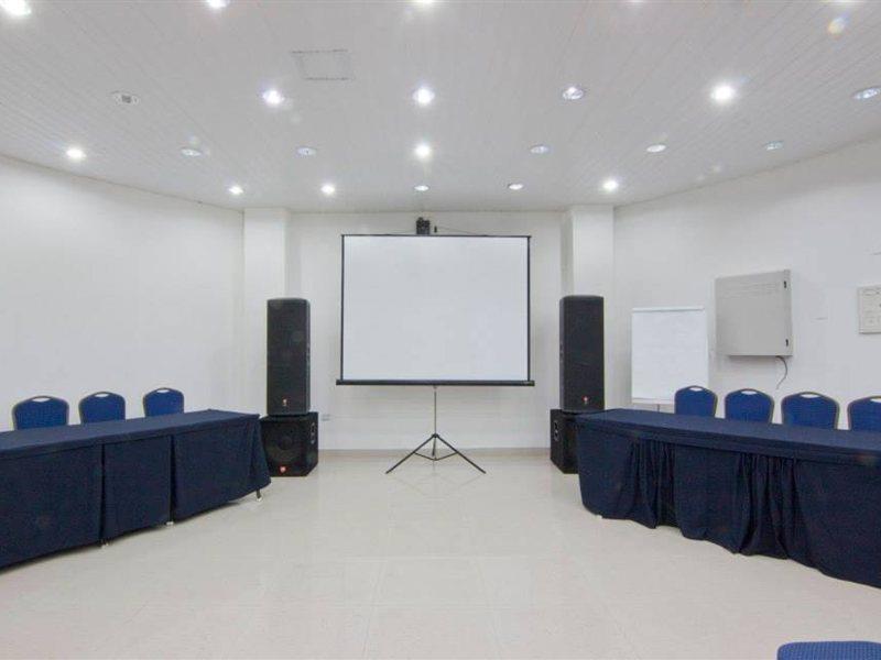 Sunsol Punta Blanca Hotel San Pedro Екстериор снимка